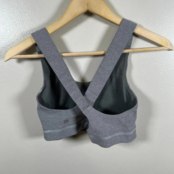 Lululemon All Sport Bra Size 2? Gray Athletic Active Workout Yoga Criss Cross - Picture 2 of 5